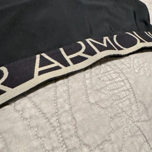 Under Armour Sports Bra - Picture 3 of 3